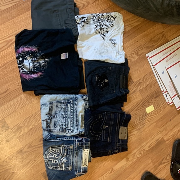 Carter - Picture 3 of 8